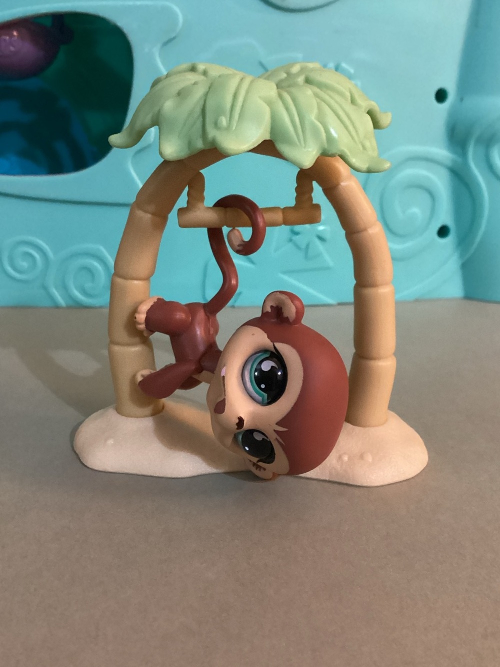 Littlest Pet Shop #655 Monkey with Palm Tree